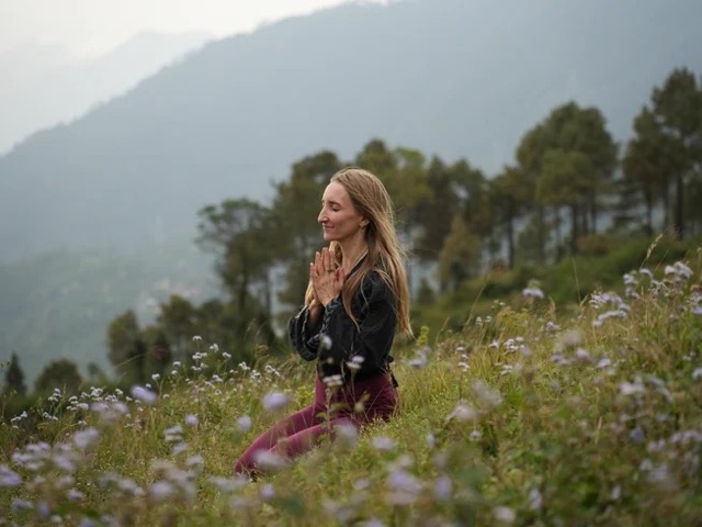 11 Day Awaken the Divine Feminine: A Sacred Energy Retreat in Rishikesh, India