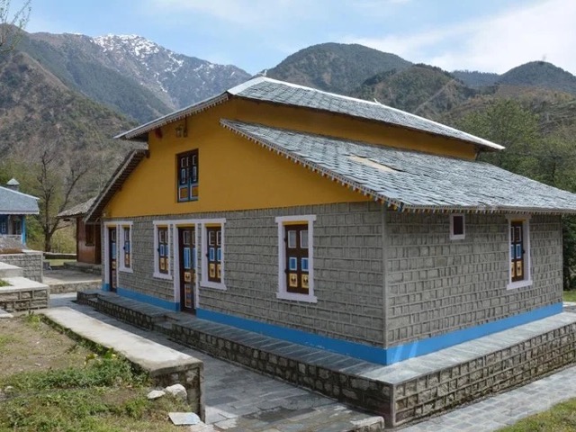 5 Day Chakra Awareness: Healing and Balancing Yoga Meditation Retreat in Himalayas, India