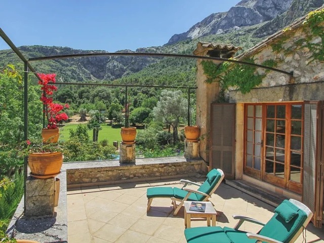 6 Day Mallorca Yoga and Wellbeing Retreat in Spain