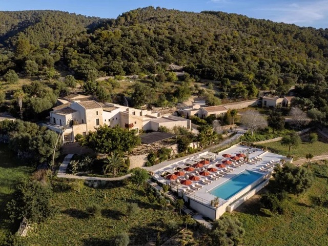 4 Day Breathe, Move, Connect Yoga Holiday in Mallorca, Spain by The Lodge and Tribe Retreats