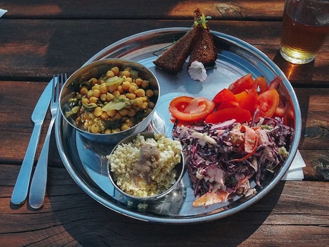 6 Day Forest Bathing: Yoga, Art, and Nature in Huesca, Spain